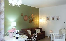 Portico Cozy Home